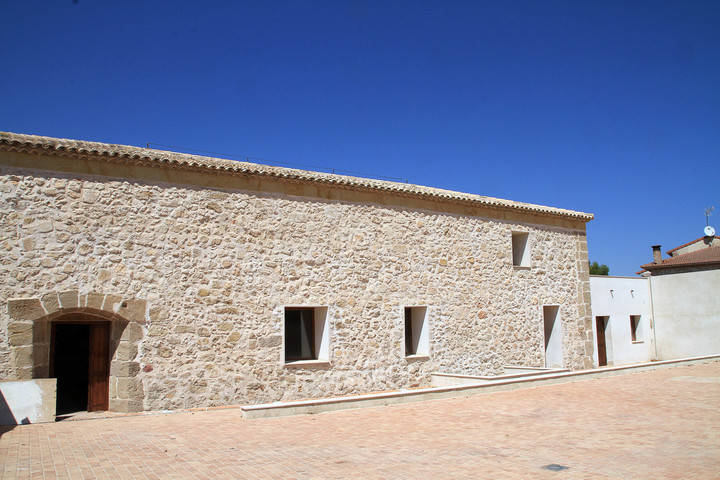 Almonacid recupera la antigua Ermita de la Virgen de la Luz como espacio cultural