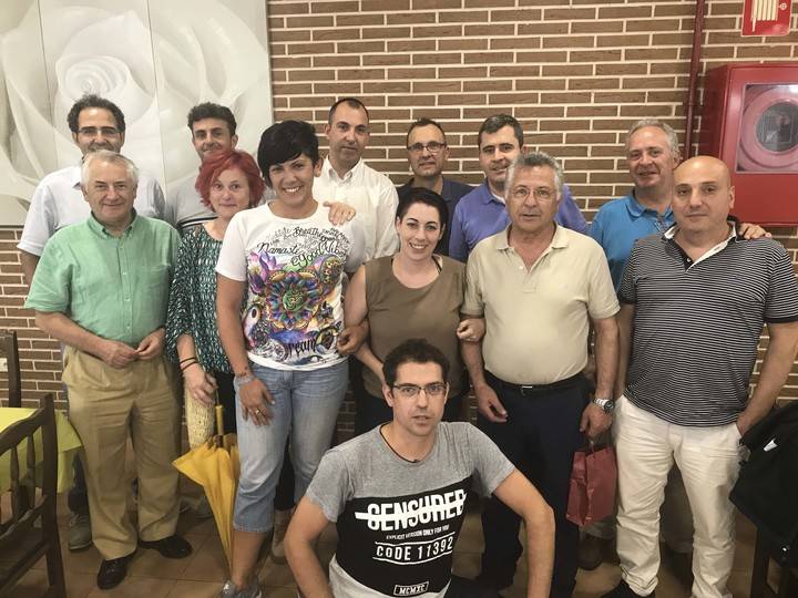 El Ayuntamiento de Quer despide con todo el cariño a Amando Urrea en su jubilación