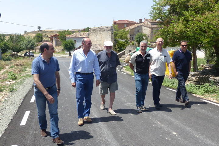 El presidente de la Diputación inaugura la GU-160 en Torremocha de Jadraque