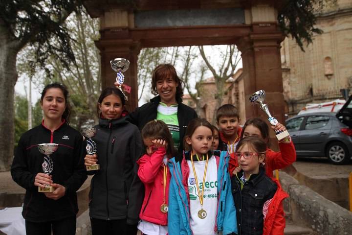 Casi quinientos corredores en la marea verde seguntina contra el cáncer