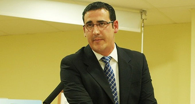 Borja: “Page es el mayor moroso de los ayuntamientos de la región”