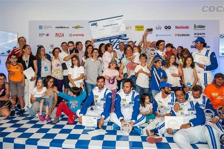 Fundación Nipace gana la XIV edición de la carrera solidaria 24 Horas Ford