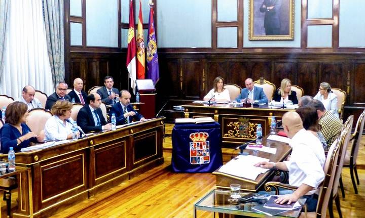 Yolanda Ramírez saca adelante en Diputación su propuesta sobre “Juzgados de cláusulas suelo”