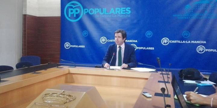 “El PP pidió a Page que bajara los impuestos, pero ha preferido pactar con Podemos perjudicando a nuestra tierra”