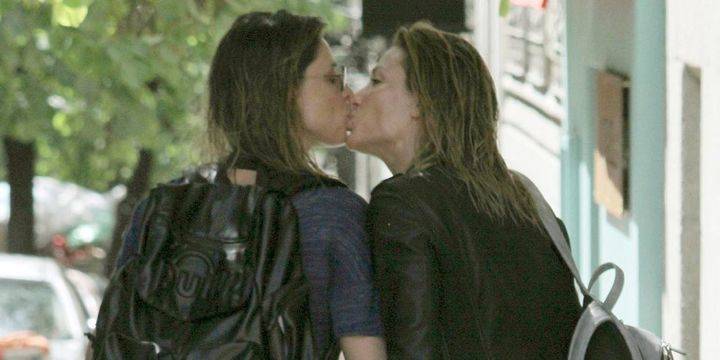 DIEZ MINUTOS Sandra Barneda y Nagore a besos por la ciudad