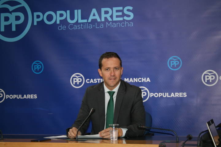 Velázquez lamenta que Page, “tras 20 días sin presupuestos, haya sido incapaz de dar ni una sola solución”