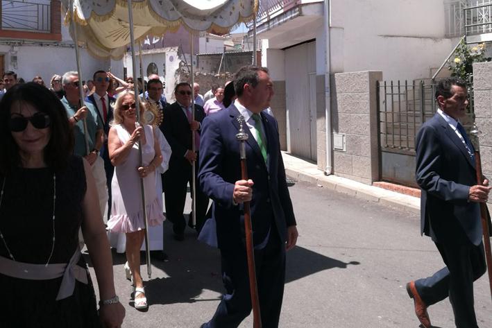 Los yebranos volvieron a volcarse en la celebración del Corpus Christi