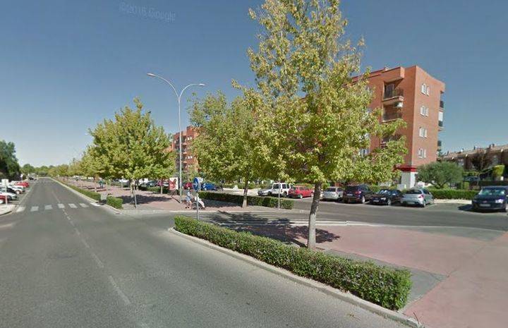 Dos mujeres atropelladas en un paso de cebra de la aventida de El Atance