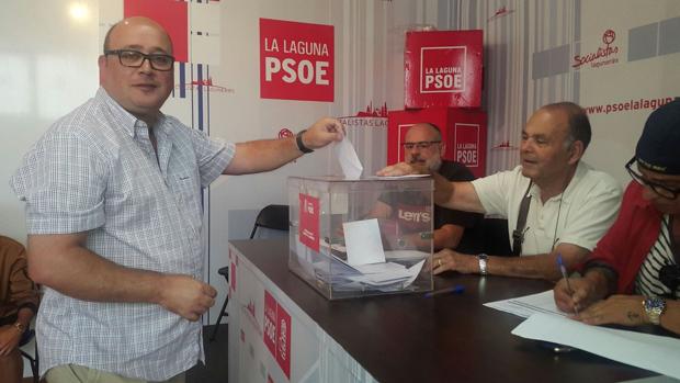 Se pasa siete pueblos un concejal del PSOE : 