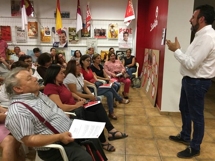 José Luis Blanco propone a Page hacer un debate en la campaña por liderar el PSOE regional