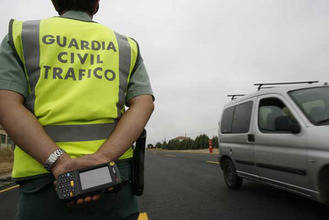 La Guardia Civil investiga a un conductor por alcoholemia que casi quintuplicó la tasa de alcohol permitida en Alcolea