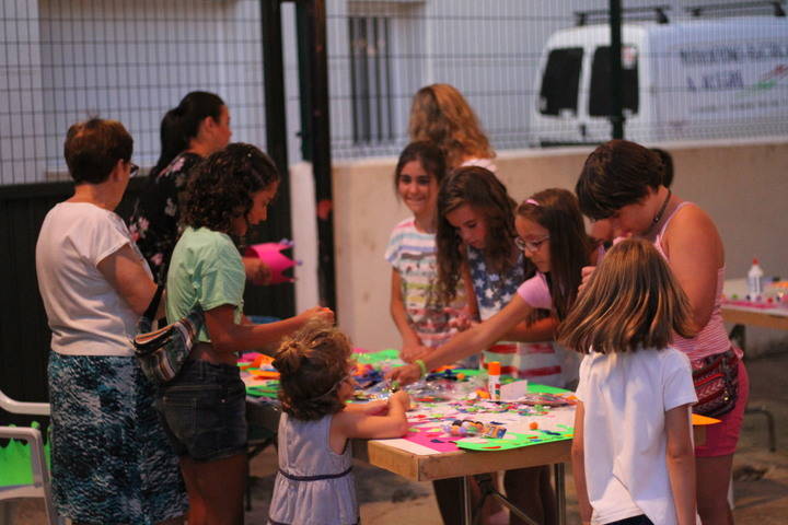 Pareja lo pasa en grande a lo largo de su FINDE Joven