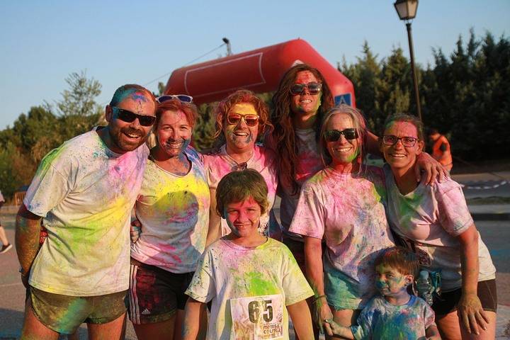 Casi quinientos marchosos en la Sigüenza Colour Run