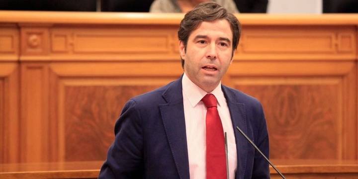 Page engaña a empresarios y autónomos, ralentiza la creación de empleo y se niega a combatir la altísima tasa de siniestralidad laboral