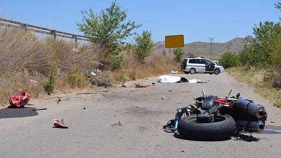 Muere un motorista tras colisionar con un vehículo en la N-322 en Fuentealbilla