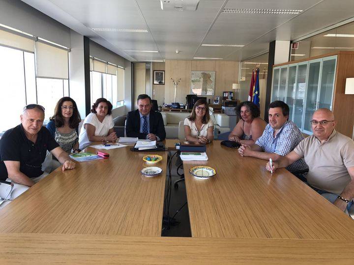 La Gerente del SESCAM se reúne con la Plataforma en Defensa de la Sanidad de Guadalajara
