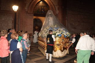 Guadalajara acompaña a Nuestra Señora la Virgen de la Antigua en su traslado a la Iglesia de San Francisco