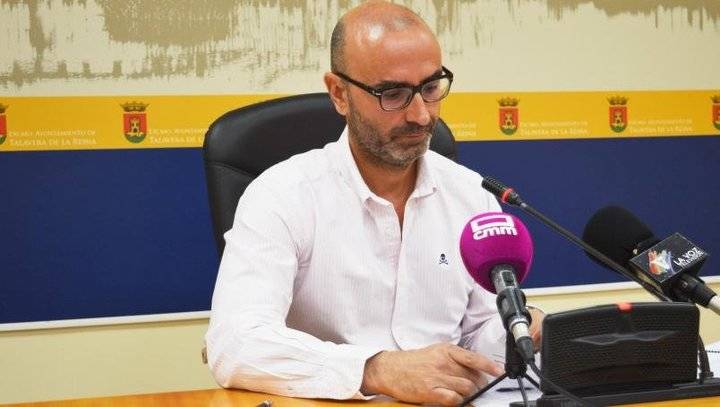 DE VERGÜENZA : Denuncian el caso de la UVI móvil en Talavera, averiada y con el paciente... en la cuneta