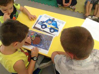 El archivo de Alovera visita la Escuela Infantil San Miguel Arcángel