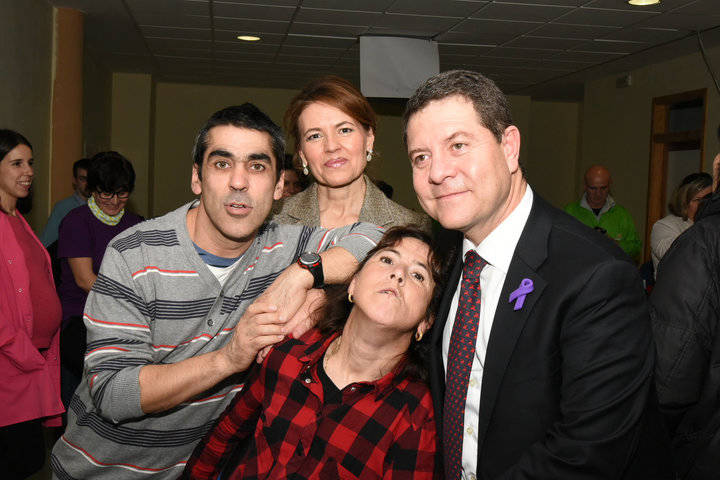 La opinión de García-Page: “Atrévete a conocer a la persona con parálisis cerebral”