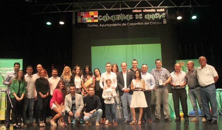 Cabanillas se vuelca en reconocer a los destacados del año en deportes y actividad sociocultural
