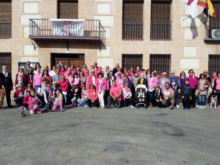 El Casar más solidario se vuelca y ‘se viste de rosa’ en el Día Internacional del Cáncer de Mama