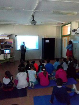 Casi un centenar de alumnos de Uceda conocen la figura del Cardenal Cisneros y su relación con la localidad