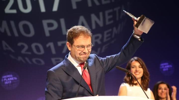 Javier Sierra gana el Planeta con 'El fuego invisible'