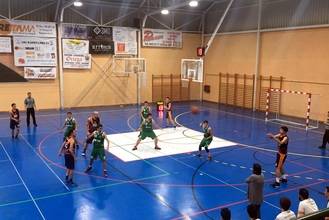 El Juper Basket Yunquera debuta con una c&#243;moda victoria ante el CB Consuegra