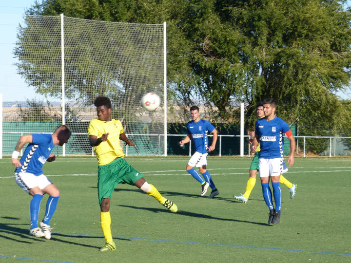 El Recas se lleva los 3 puntos de Yunquera con un solitario tanto