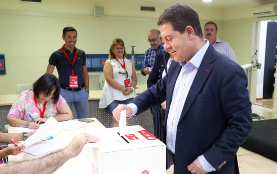 Más de 13.300 militantes eligen este sábado al secretario general del PSOE de Castilla-La Mancha