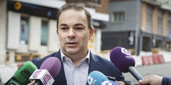 La mejora de la calle Sigüenza avanza a buen ritmo y concluirá ante de lo previsto