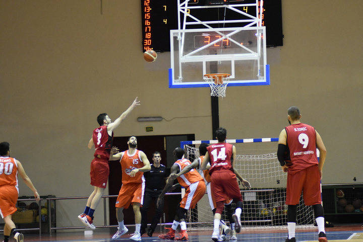 Isover Basket Azuqueca vs Real Madrid B: Duelo en la cumbre en la temporada del 20 aniversario