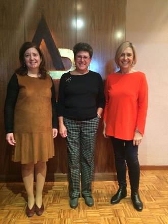 El IES Buero Vallejo recibió la visita de Ana María Carabias Torres, profesora de Universidad de Salamanca