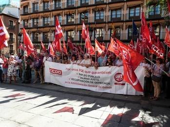 Califican de “inmorales” las nuevas subvenciones a CCOO y UGT en Castilla-La Mancha por valor de 860.000 euros