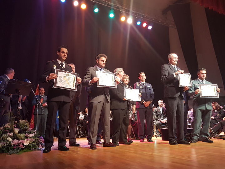 El fuentenovillero Carlos José Tamayo González condecorado con la Cruz de Caballero de Santiago