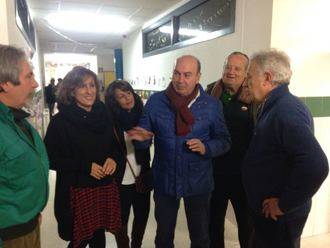 El presidente de la Diputación asiste al VIII Concurso Social de Canaricultura de El Casar