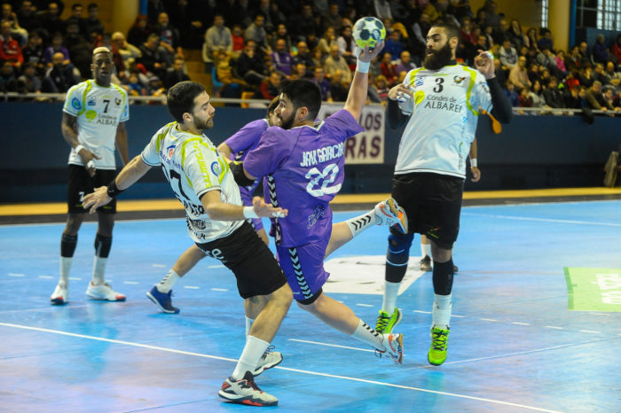 Sufrido empate en el David Santamaría