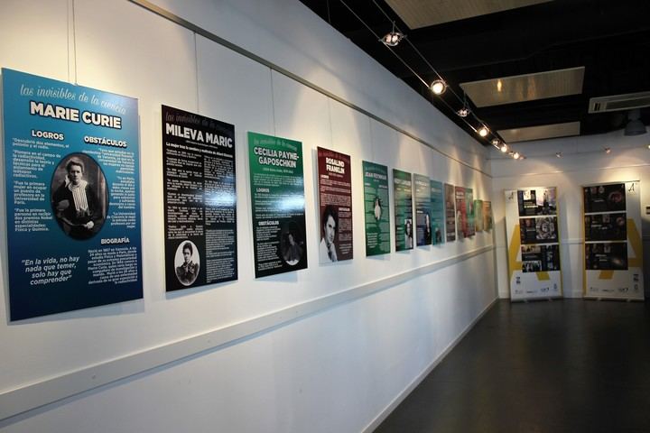 La Sala de Exposiciones de Valdeluz homenajea a las mujeres pioneras que abrieron camino en la ciencia