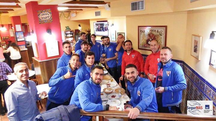 El Hogar Alcarreño Acai Motor celebra su fiesta de Navidad