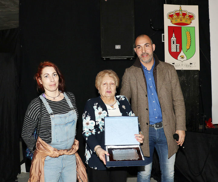 Quer destaca la trayectoria vital de Prilidiana Ferrerira en el homenaje al Mayor 2018