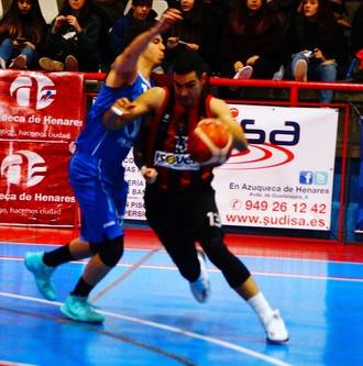 El Isover Basket Azuqueca cierra ante el Almansa un año inmaculado en La Paz con 15 victorias y ninguna derrota