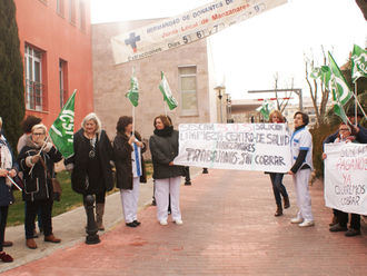 Las limpiadoras de tres Centros de Salud de Ciudad Real irán a la huelga indefinida por impagos