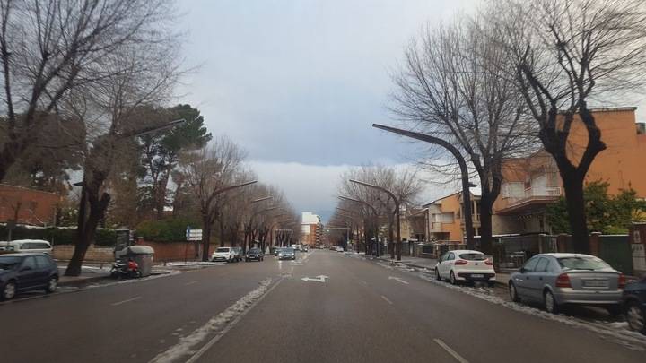 Calzadas despejadas y autobuses urbanos funcionando con normalidad tras la nevada en Guadalajara capital