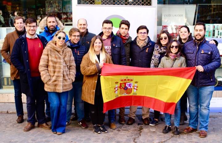 Los jóvenes de CLM del PP conmemoran el aniversario de la Constitución Española
