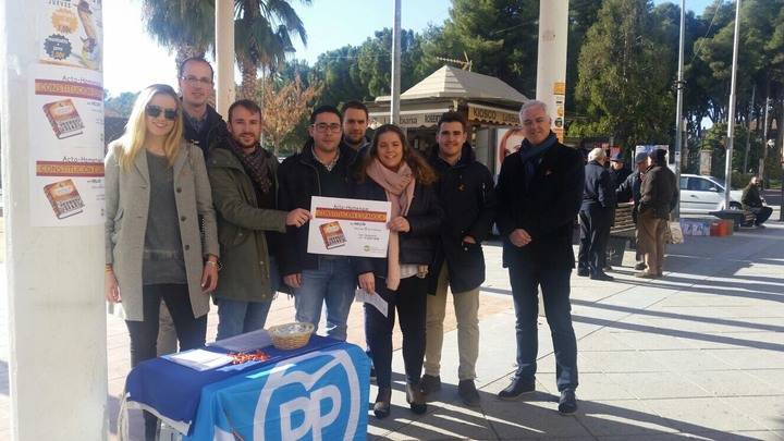 Los jóvenes de CLM del PP conmemoran el aniversario de la Constitución Española