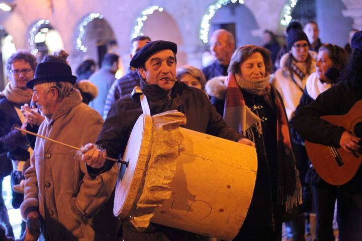 Inaugurada la Plaza de la Rondalla Seguntina
