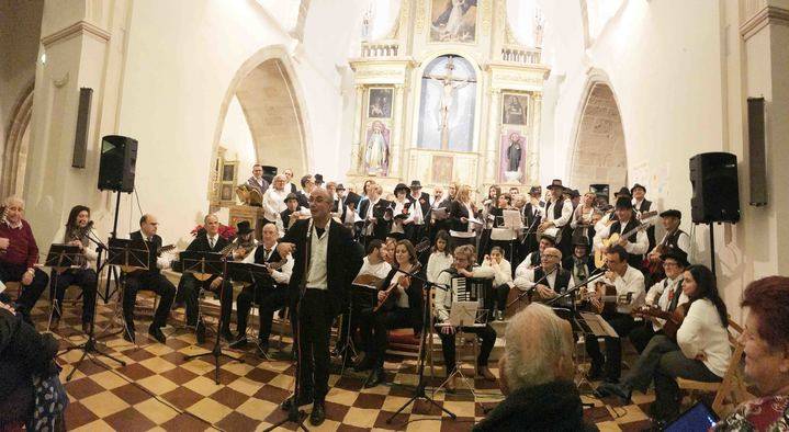 La Alcarria le cantó a la Navidad en Almonacid de Zorita