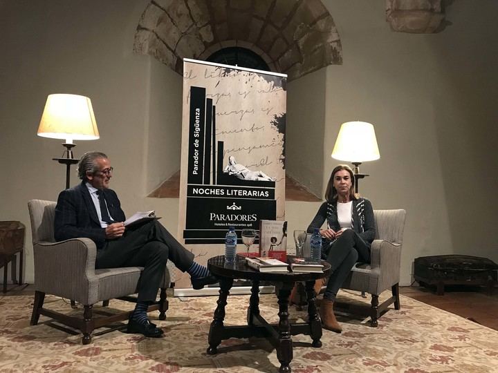 Carmen Posadas: “De Sigüenza sale un cuento, seguro”