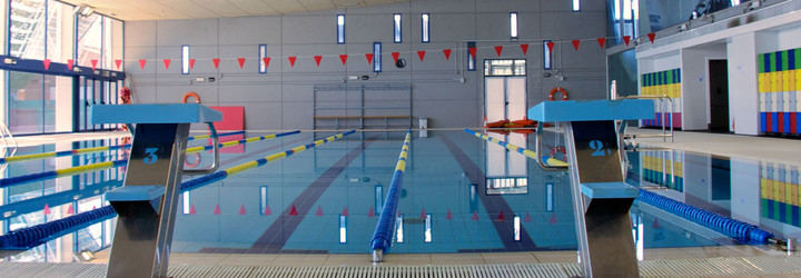 Los trabajadores de la piscina cubierta de Azuqueca denuncian ante la Guardia Civil al Ayuntamiento por “acoso”